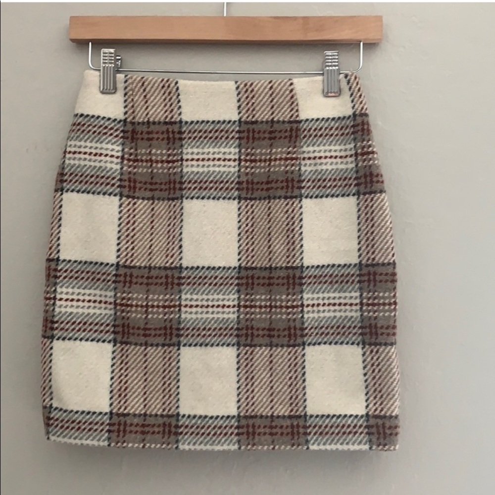 High waist skirt